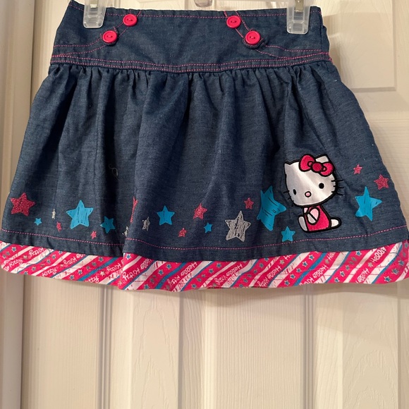 Hello Kitty Shirt and Skirt Set - Picture 2 of 3